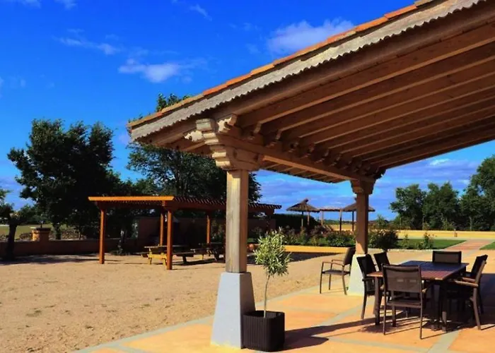 La Torrecilla Con Piscina Privada Летний дом Сан-Педро-дель-Валье